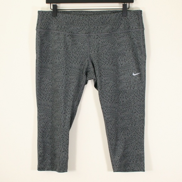 Nike Crop Workout Running Leggings - Picture 3 of 8